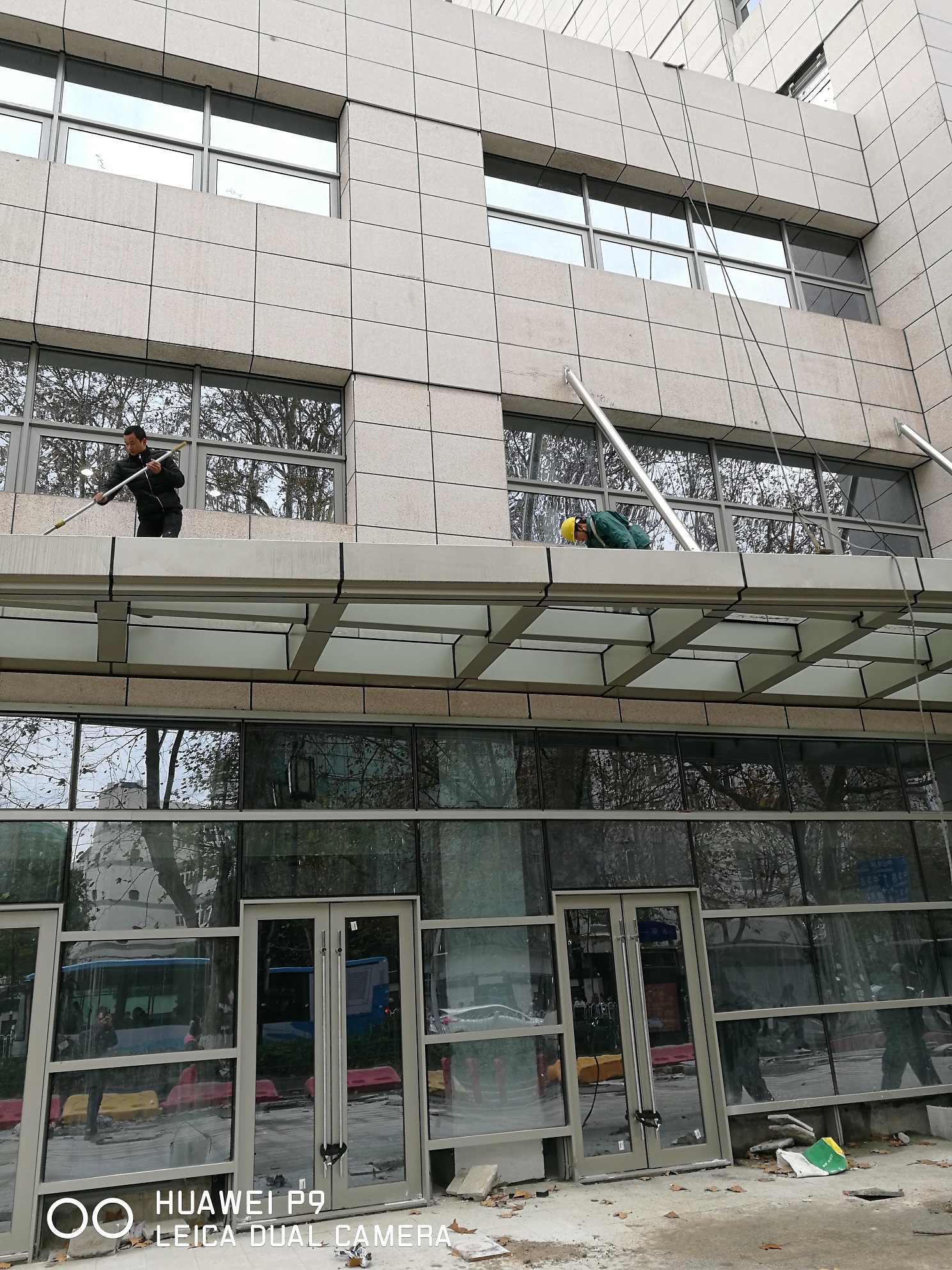 市第一人民醫院外墻清洗